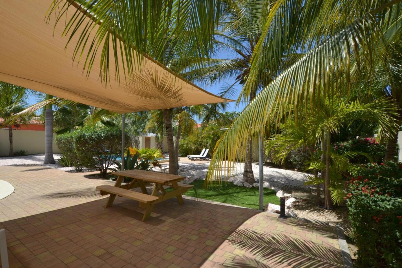 Relex Villa With Private Pool Willemstad Bagian luar foto